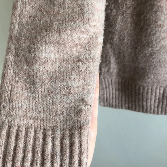 LAUREN CONRAD | Pink heart Valentine’s sweater - Picture 4 of 8